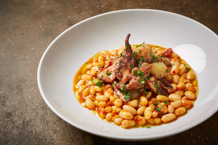 Cuttlefish stew with white beans and 'nduja