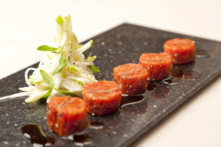 Peppered Alaska salmon with rémoulade and pastis sauce