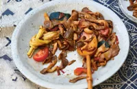 Mushroom tongseng curry