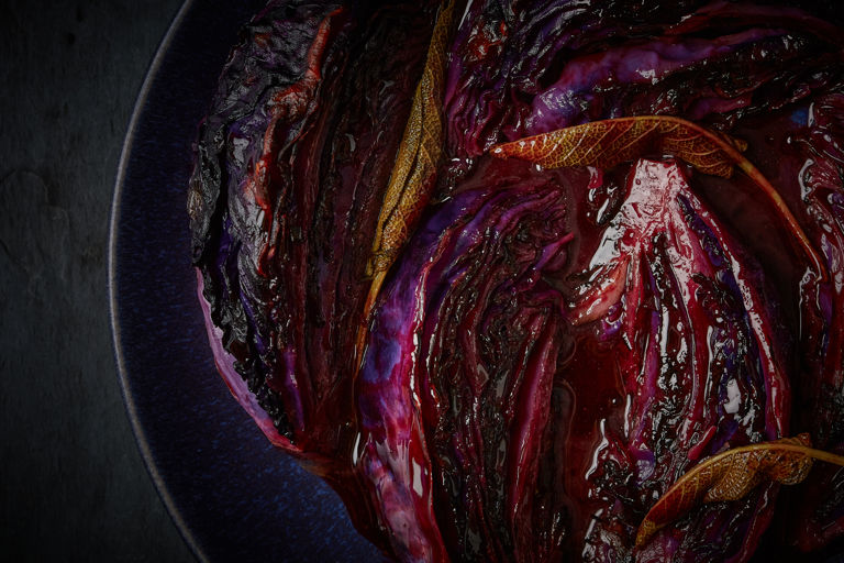 Mulled wine-braised red cabbage