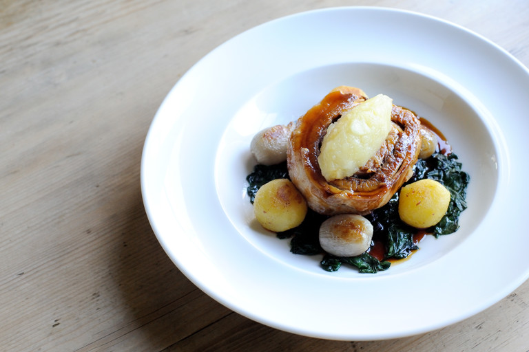 Pork Belly Roulade, braised red cabbage and apple compote 