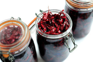 Pickled red cabbage 