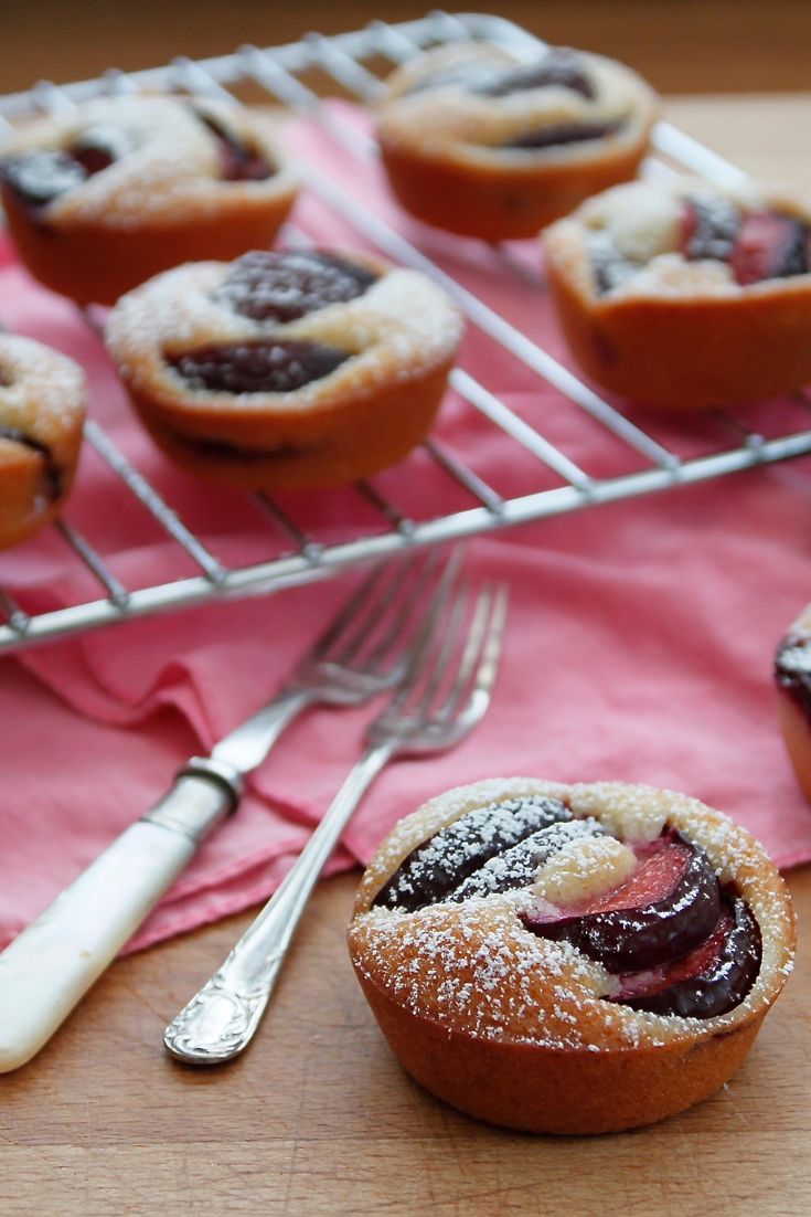 Financier plum cake recipe - Chatelaine