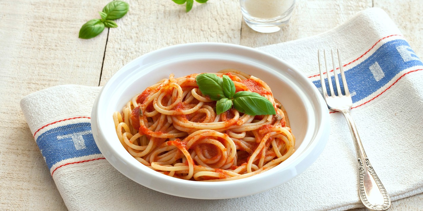 Spaghetti al Pomodoro Recipe - Great Italian Chefs