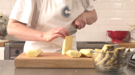 How to cook pineapple sous vide