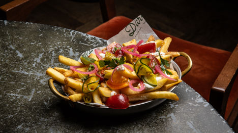 Greek salad fries