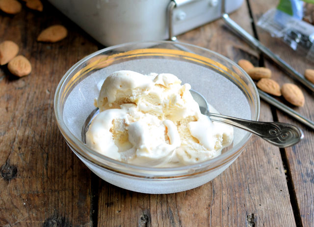 How to make ice 2025 cream with almond milk