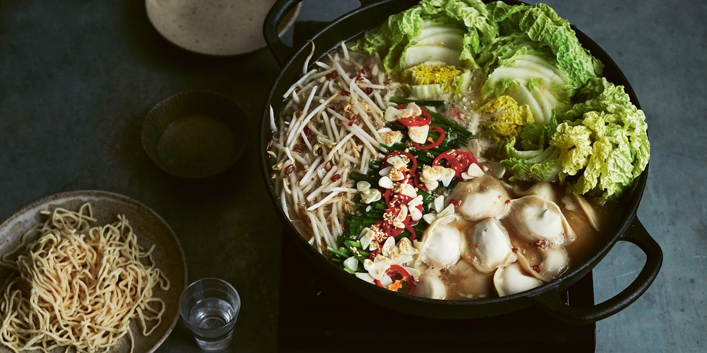 Gyoza nabe hot pot recipe - Japan Centre