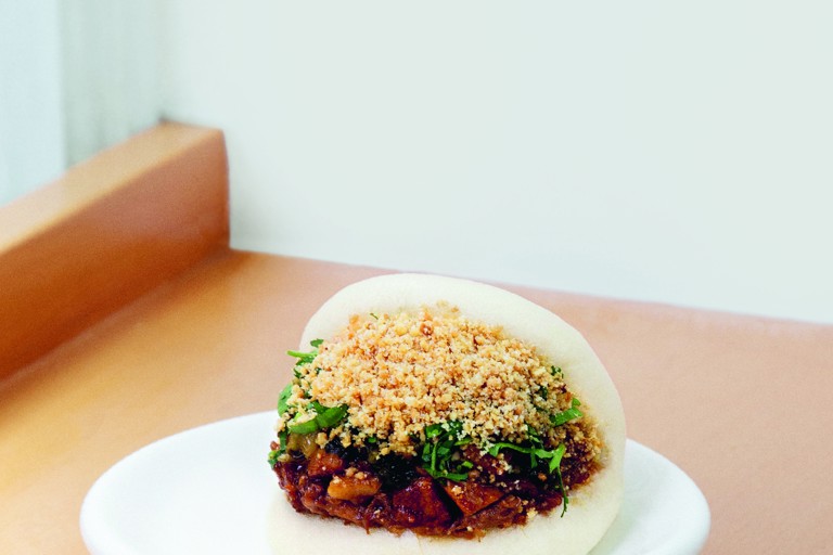 Classic pork bao