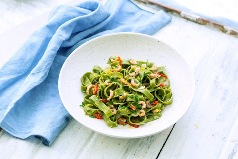 sorrel fettucine with shrimps