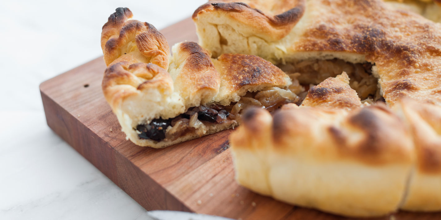 Calzone di Cipolla Recipe - Great Italian Chefs