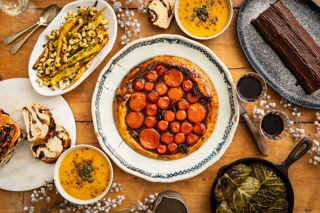 Our vegan Christmas menu shopping list & time plan