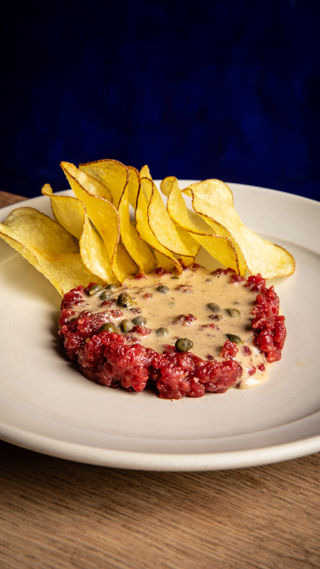 Bavette steak tartare with pepper sauce and crisps recipe reel