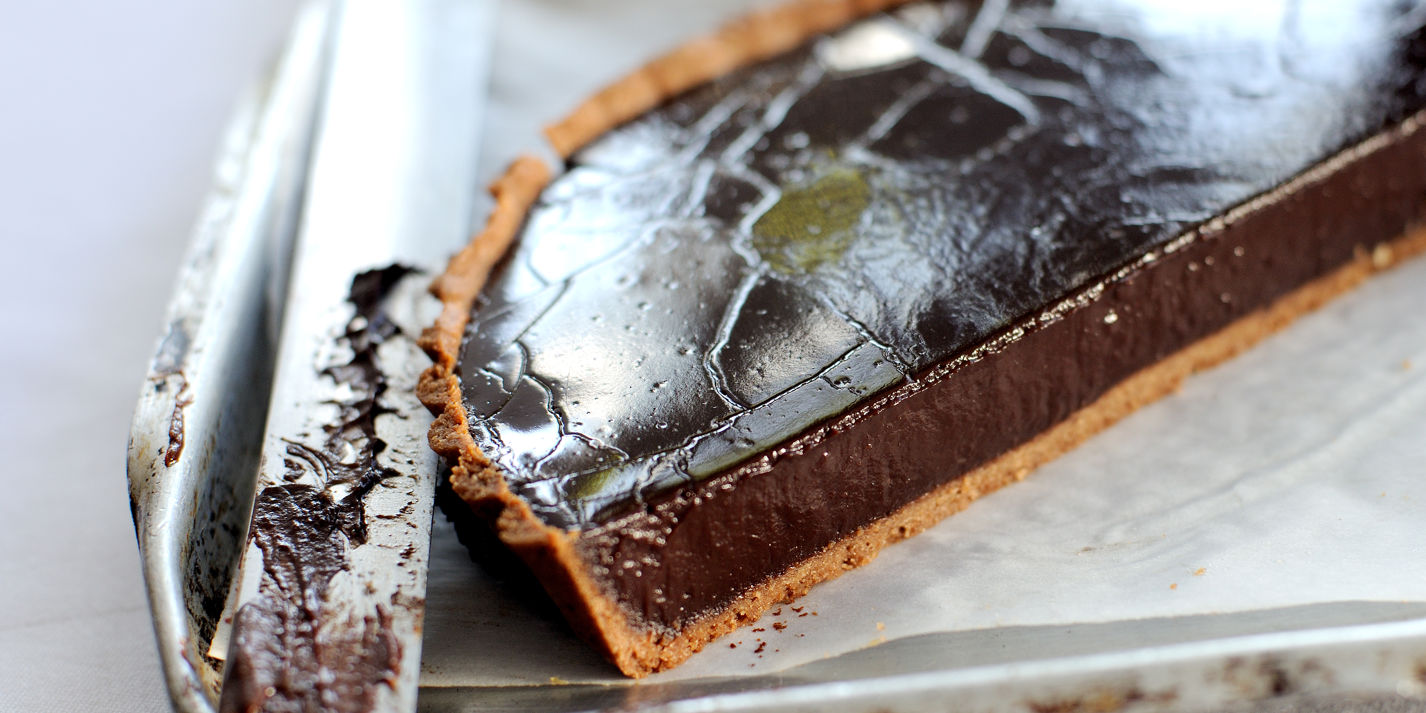 Chocolate tart