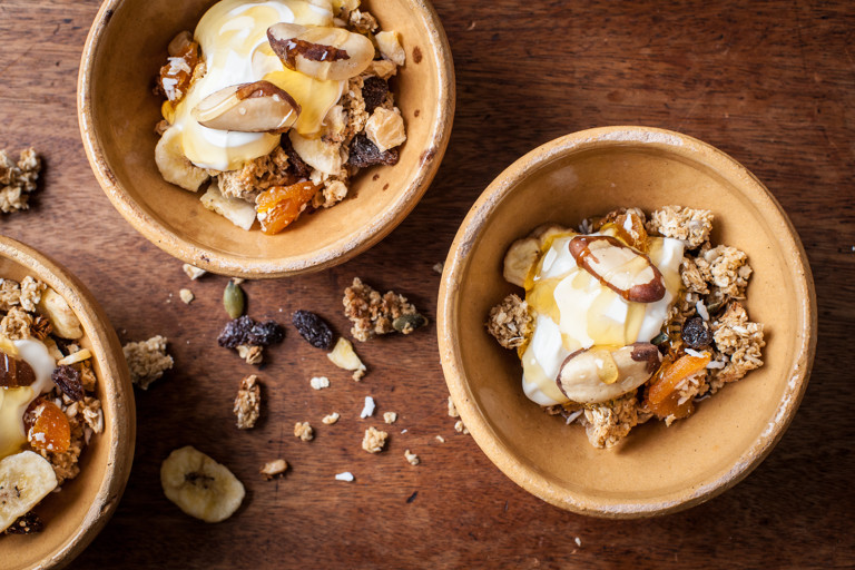 Crunchy fruit granola recipe