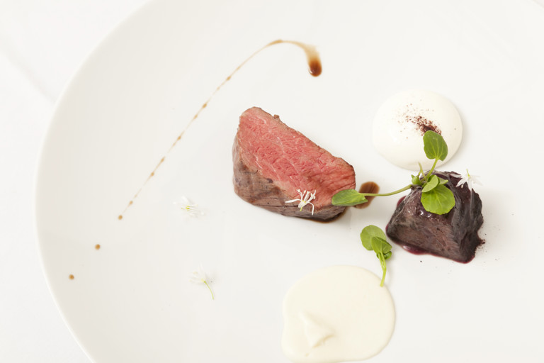 Grain-fed beef fillet with olive oil sabayon and red wine sauce
