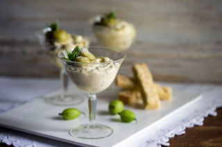 Gooseberry fool