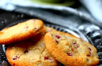 Pomegranate, rose and white chocolate cookies