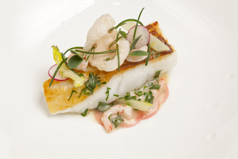 Turbot with prawns, braised fennel and borage