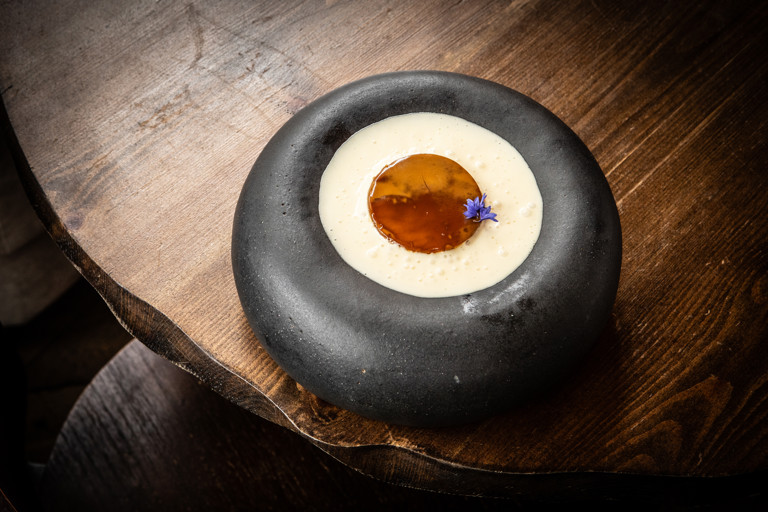 Buckwheat honey cake with buckwheat chocolate and cultured cream