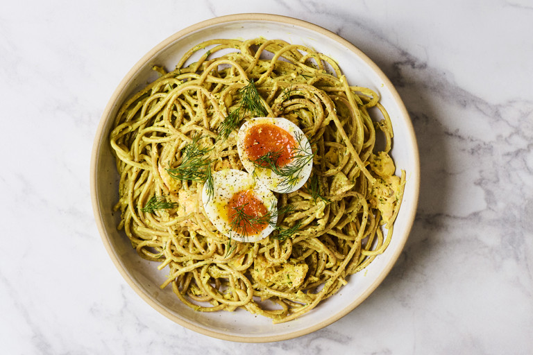 Lemon and turmeric salmon spaghetti
