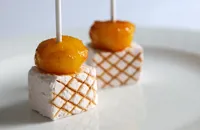Toffee apple and marshmallow kebabs