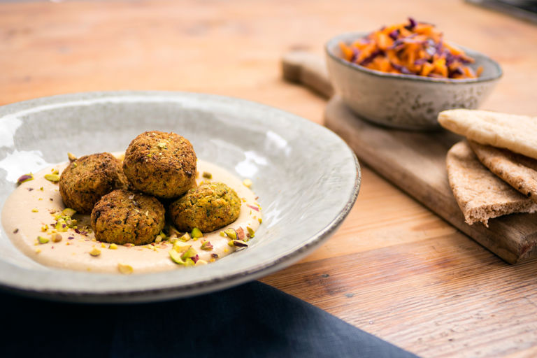 Pistachio falafel