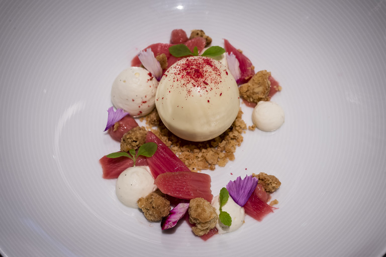 Rhubarb and custard
