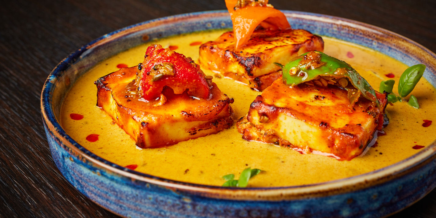 Paneer aur mirch ka salan paneer with chilli peppers in melon seed sauce