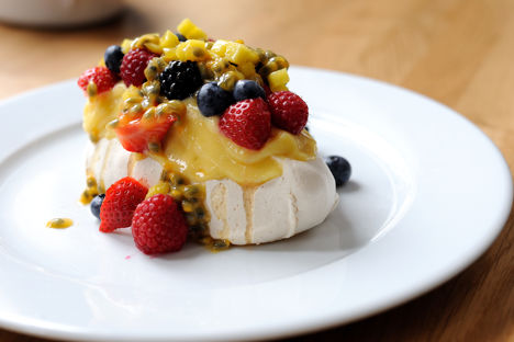 Mini Pavlova with lime curd and fresh fruit