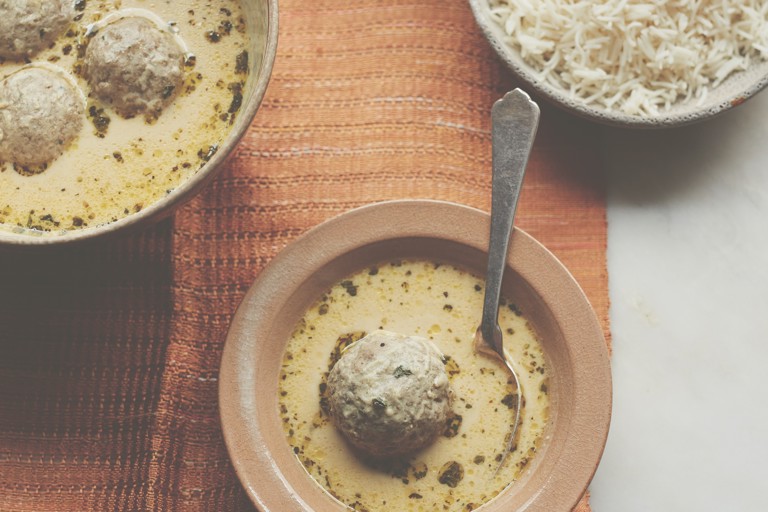 ​​Ghushtaba - pounded mutton meatballs in a yoghurt gravy