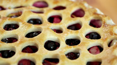 How to make a honeycomb pie crust