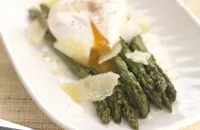 Grilled asparagus with soft poached egg, balsamic and parmesan
