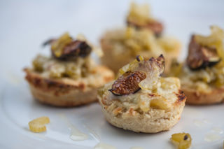 Cheddar scones with pickled celery and grilled figs