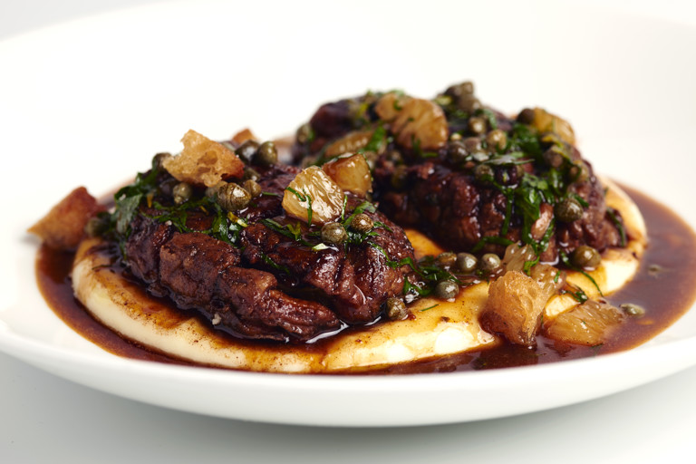 Caramelised veal brains, capers and beurre noisette