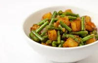 Fine beans and potato curry