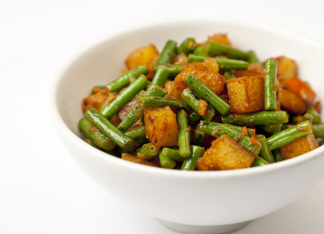 Potato green store bean curry