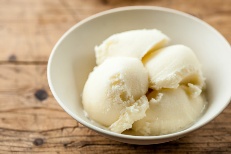 Frozen yoghurt