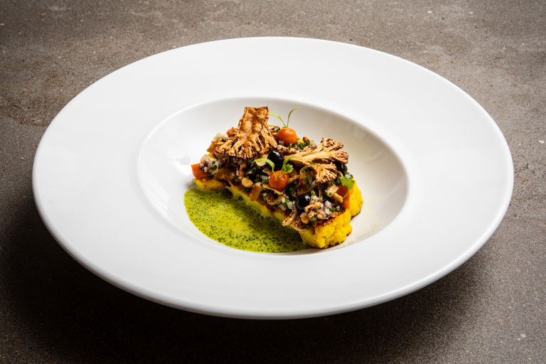 Cauliflower, moilee, tomato and cumin gel