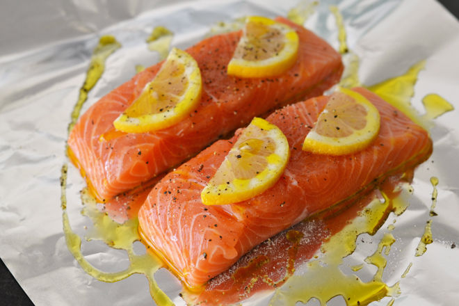 Perfect Poached Chardonnay Salmon {in your Romertopf} – Sally Cooks