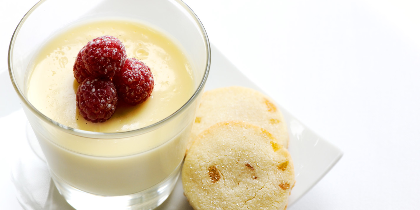 Lemon posset with raspberries and shortbread-image
