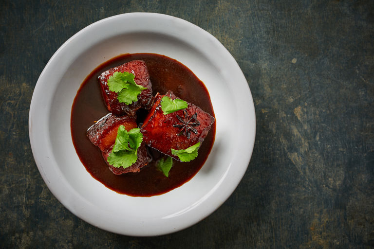 Dong bo ro – dark soy braised pork belly