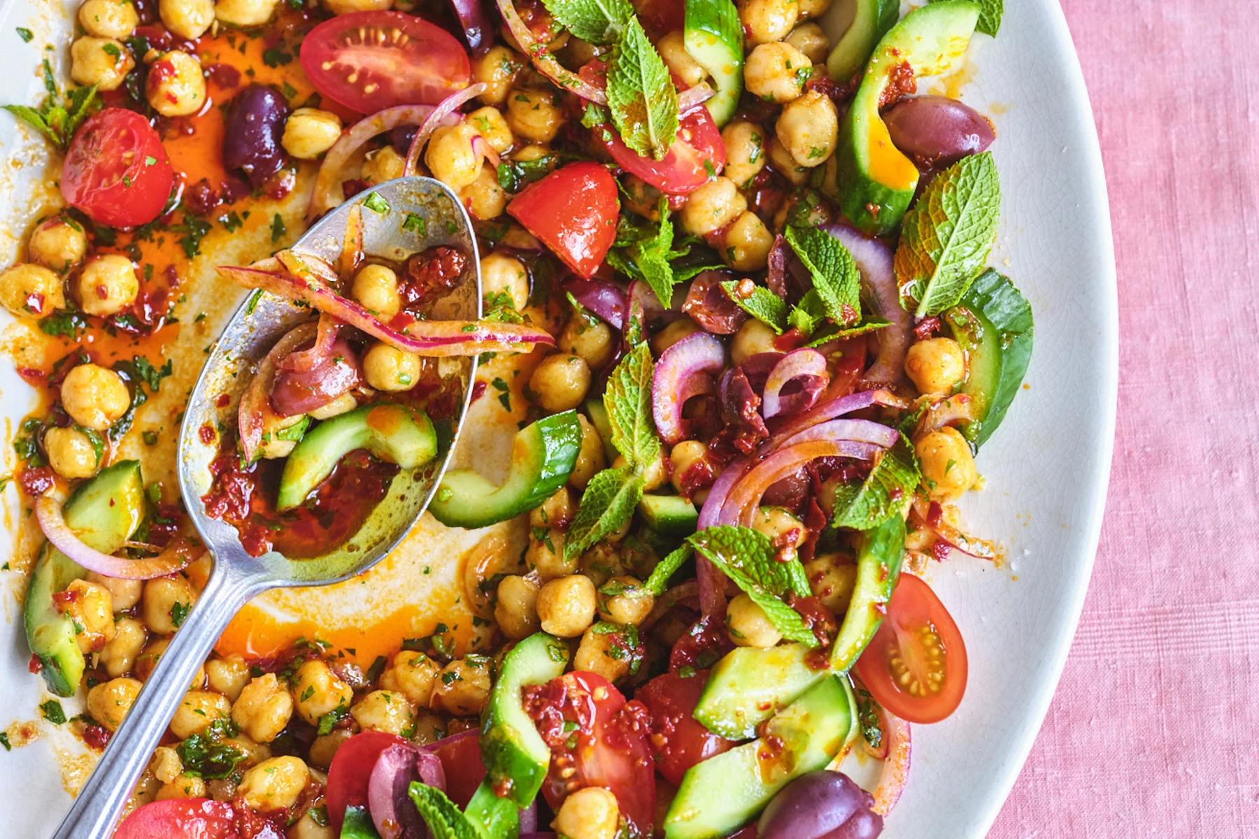 No-cook chickpea salad mason jars naturally GF DF for easy picnic lunch protein